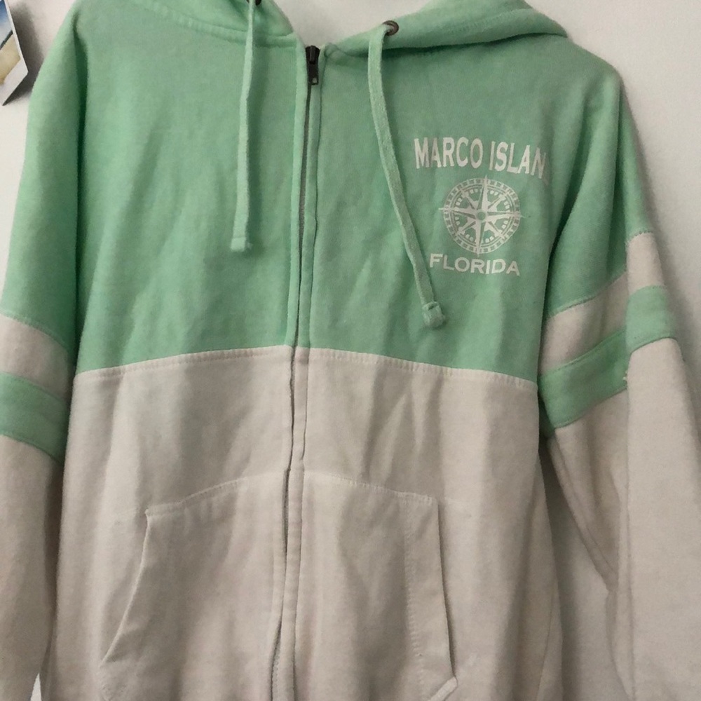 Zip jacket